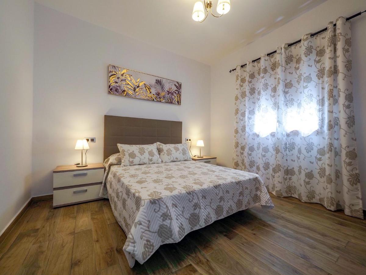Chalet Conil Ramirez โกนิล เด ลาฟรอนเตรา ภายนอก รูปภาพ